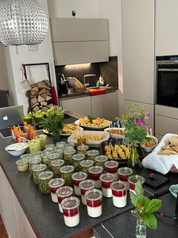 Workshop für Frauen Buffet für die Teilnehmerinnen von Dr. Barbara Graef